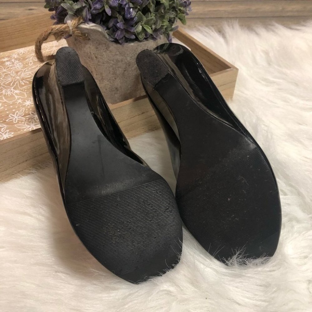 Steve Madden Patent Wedge - Picture 8 of 10